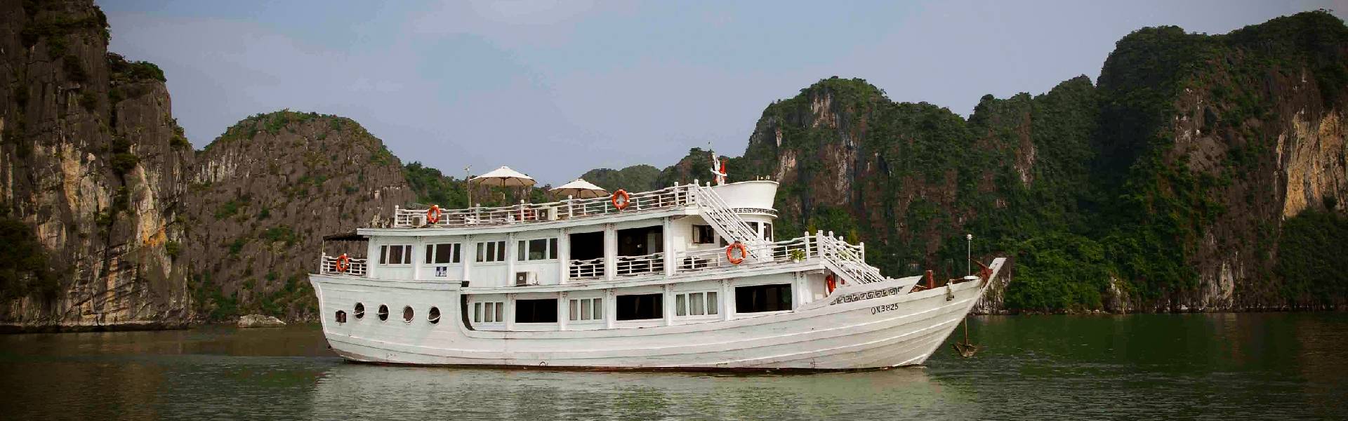Bhaya Cruises Halong Bay Vietnam