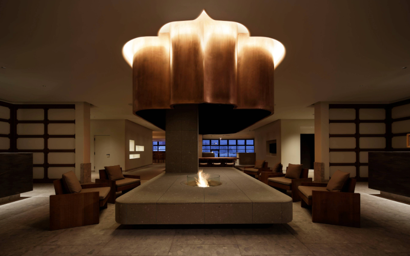 Chatrium Niseko - Lobby Fireplace